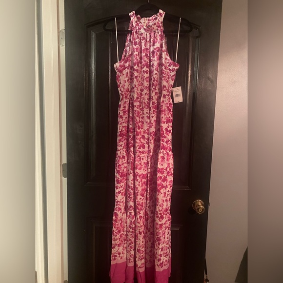 Pink and white floral maxi dress - Picture 2 of 7